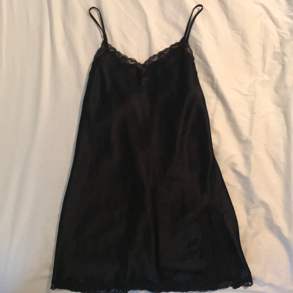 Victoria’s Secret black nightie
